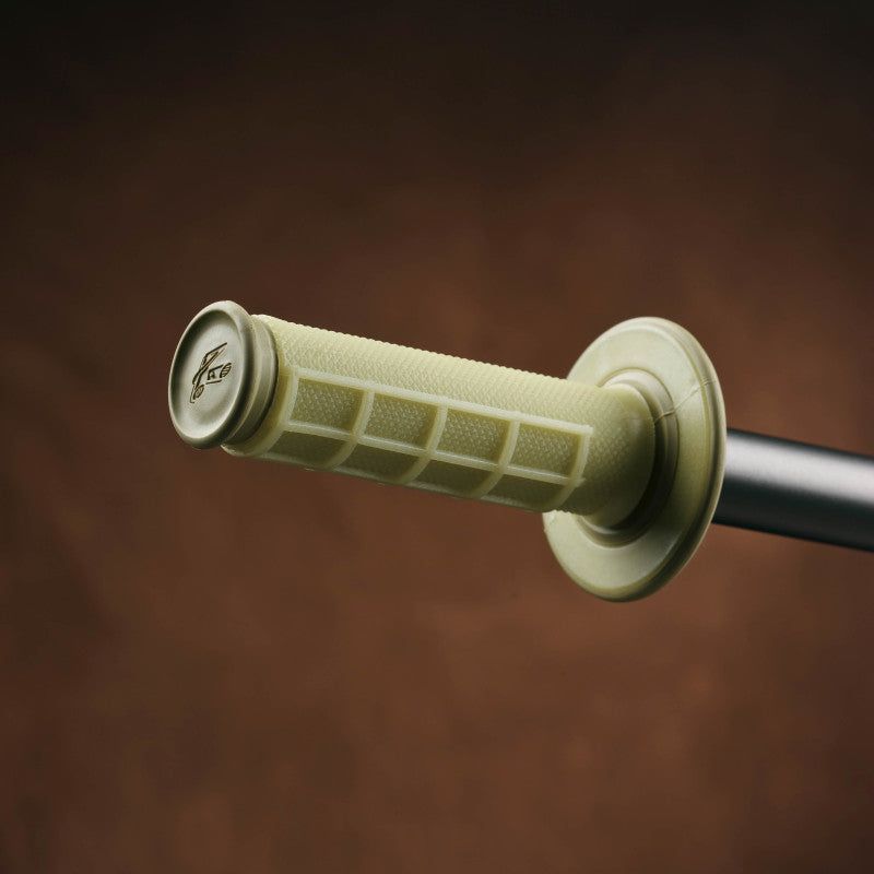 Renthal G165 - RENG165 - Renthal MX Dual Compound Grips 1/2 Waffle - Kevlar - Shipped in Europe - Tuningsupply.com