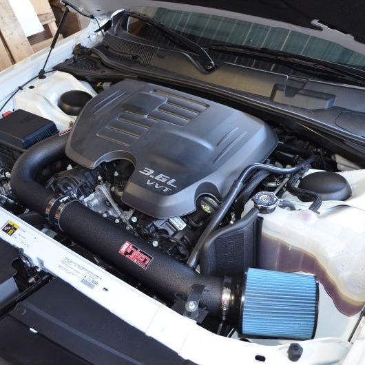 Injen PF5072P - INJPF5072P - Injen 11-14 Chrysler 300/Dodge Charger/Challenger V6 3.6L Pentastar w/MR Tech&Heat Shield Polished S - Shipped in Europe - Tuningsupply.com