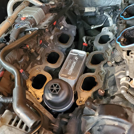 Mishimoto MMOFH-JK-12 - MISMMOFH-JK-12 - Mishimoto 12-18 Jeep Wrangler JK Aluminum Oil Filter Housing 3.6L - Shipped in Europe - Tuningsupply.com