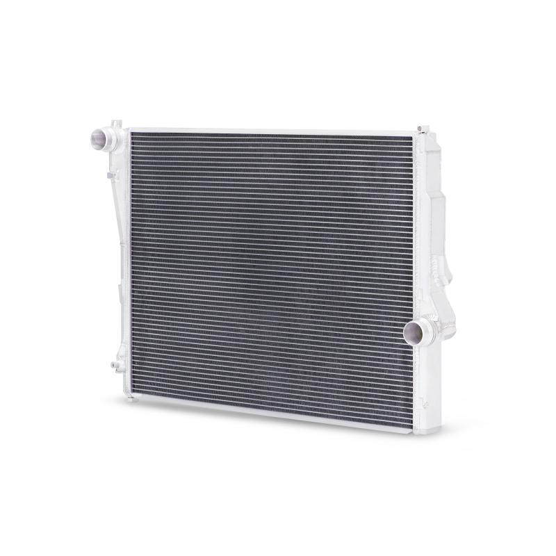 Mishimoto MMRAD-E46-323 - MISMMRAD-E46-323 - Mishimoto 99-06 BMW 323i/323i/328i/330i Performance Aluminum Radiator - Shipped in Europe - Tuningsupply.com