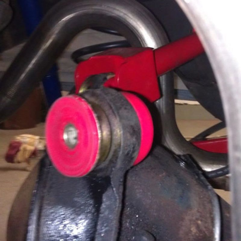 UMI Performance 3000-B - UMI3000-B - UMI Performance 65-87 GM Polyurethane Rear End Housing Replacement Bushings - Shipped in Europe - Tuningsupply.com