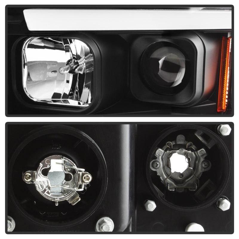SPYDER 5084606 - SPY5084606 - Spyder 02-05 Dodge Ram 1500 Light Bar Projector Headlights - Black (PRO-YD-DR02V2-LB-BK) - Shipped in Europe - Tuningsupply.com