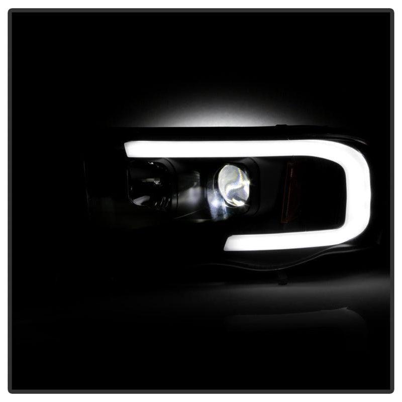SPYDER 5088079 - SPY5088079 - Spyder Dodge Ram 1500 02-05/Ram 2500/3500 03-05 High-Power LED Headlights - Black PRO-YD-DR02V2PL-BK - Shipped in Europe - Tuningsupply.com