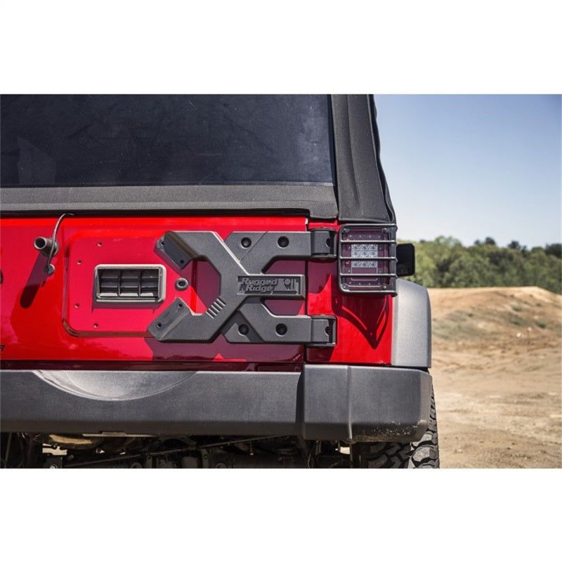 Rugged Ridge 11546.51 - RUG11546.51 - Rugged Ridge Spartacus HD Tire Carrier Hinge Casting 07-18 Jeep Wrangler JK - Shipped in Europe - Tuningsupply.com