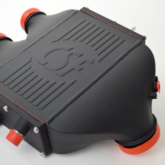 CSF 8082 - CSF8082 - CSF 2014+ BMW M3/M4 (F8X) Top Mount Charge-Air-Cooler - Crinkle Black - Shipped in Europe - Tuningsupply.com