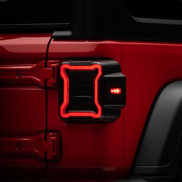 Raxiom J133942-JL - RAXJ133942-JL - Raxiom 18-22 Jeep Wrangler JL LED Tail Lights- Black Housing (Smoked Lens) - Shipped in Europe - Tuningsupply.com