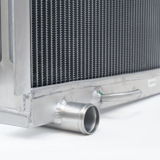 CSF 7210 - CSF7210 - CSF 96-02 Toyota 4Runner (2.7/3.4L) Heavy-Duty All-Aluminum Radiator - Shipped in Europe - Tuningsupply.com