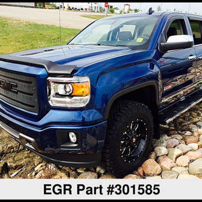 EGR 301585 - EGR301585 - EGR 14+ GMC Sierra Superguard Hood Shield - Matte (301585) - Shipped in Europe - Tuningsupply.com