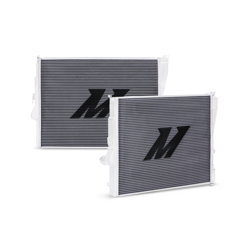 Mishimoto MMRAD-E46-323 - MISMMRAD-E46-323 - Mishimoto 99-06 BMW 323i/323i/328i/330i Performance Aluminum Radiator - Shipped in Europe - Tuningsupply.com
