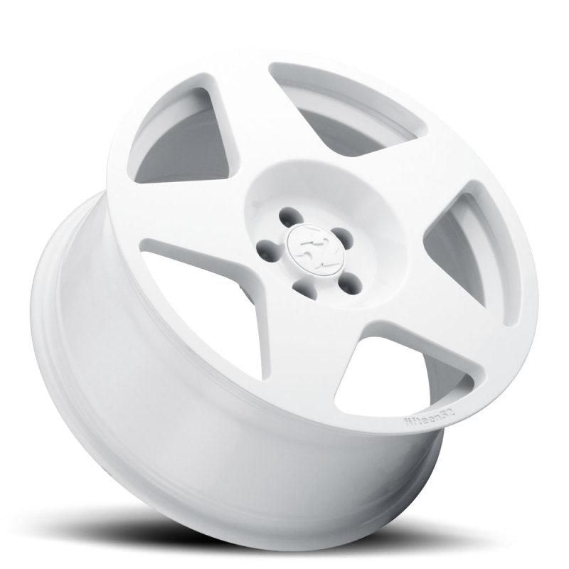 fifteen52 TARRW-88551+45 - FFTTARRW-88551+45 - fifteen52 Tarmac 18x8.5 5x112 45mm ET 66.56mm Center Bore Rally White Wheel - Shipped in Europe - Tuningsupply.com