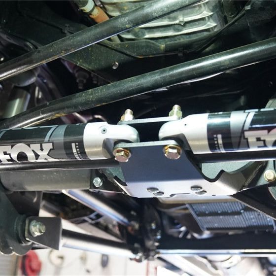 Superlift 92743 - SLF92743 - Superlift 05-22 F250/350 4WD Dual Steering Stabilizer Kit w/ Fox 2.0 Shocks (No Lift Req) - Shipped in Europe - Tuningsupply.com