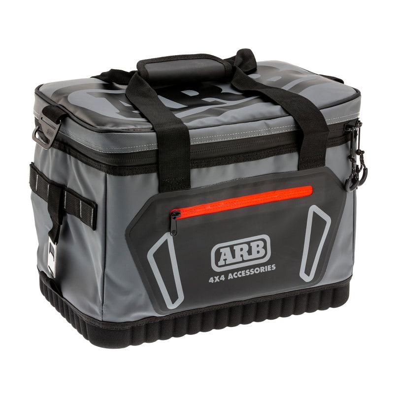 ARB 10100376 - ARB10100376 - ARB Cooler Bag Charcoal w/ Red Highlights 15in L x 11in W x 9in H Holds 22 Cans - Shipped in Europe - Tuningsupply.com
