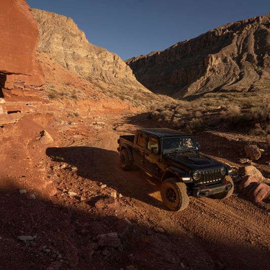 FOX 985-24-179 - FOX985-24-179 - Fox 2018+ Jeep Wrangler JL 2.0 Performance Series 10.6in Smooth Body IFP Front Shock 3.5-4in. Lift - Shipped in Europe - Tuningsupply.com