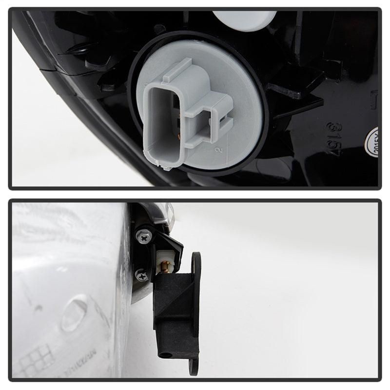 SPYDER 9033292 - SPY9033292 - xTune Toyota Tundra Regular/Access Cab 00-04 OEM Style Headlights & Corner Lights HD-JH-TTUN00-AM-BK - Shipped in Europe - Tuningsupply.com