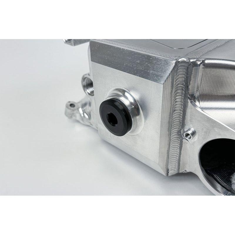 CSF 8400 - CSF8400 - CSF Gen 2 B58 Race X Charge-Air-Cooler Manifold - Raw Billet Aluminum Finish - Shipped in Europe - Tuningsupply.com