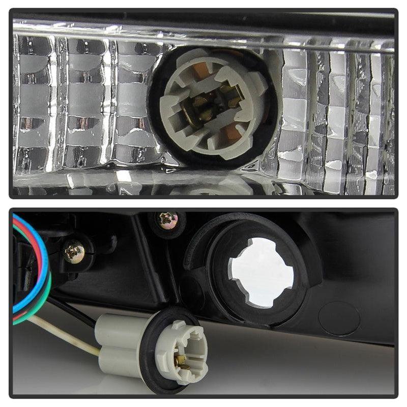 SPYDER 5086693 - SPY5086693 - Spyder 05-09 Ford Mustang (White Light Bar) LED Tail Lights - Black ALT-YD-FM05V3-LED-BK - Shipped in Europe - Tuningsupply.com