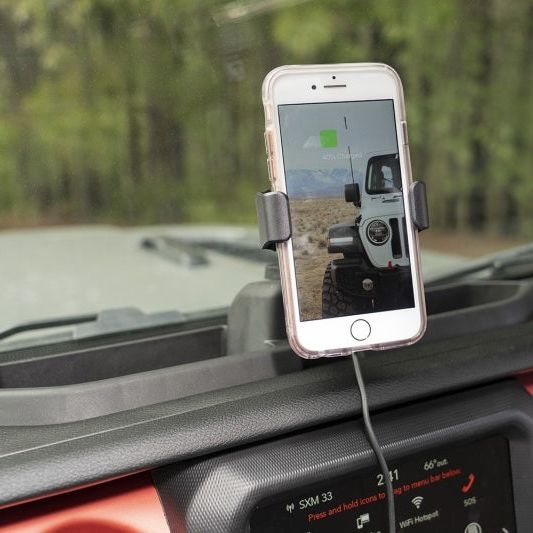 Rugged Ridge 13551.35 - RUG13551.35 - Rugged Ridge Dash Multi-Mount Charging Phone Kit 18-20 Jeep Wrangler JL/JT - Shipped in Europe - Tuningsupply.com