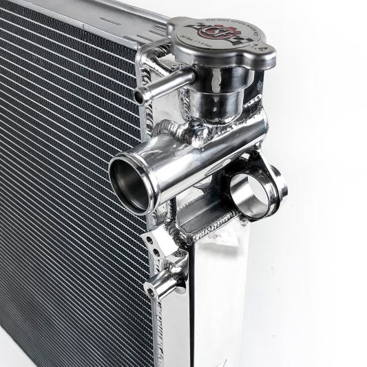CSF 7092 - CSF7092 - CSF 2016+ 3.5L and 2.7L 05-15 4.0L and 2.7L Toyota Tacoma Radiator - Shipped in Europe - Tuningsupply.com