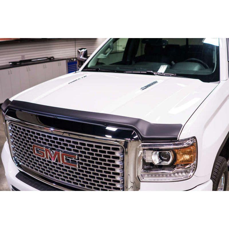 EGR 301585 - EGR301585 - EGR 14+ GMC Sierra Superguard Hood Shield - Matte (301585) - Shipped in Europe - Tuningsupply.com