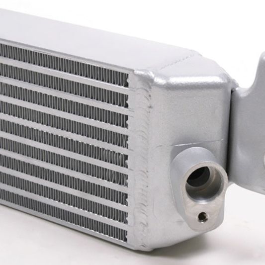 CSF 8025 - CSF8025 - CSF 07-13 BMW M3 (E9X) Race-Spec Oil Cooler - Shipped in Europe - Tuningsupply.com