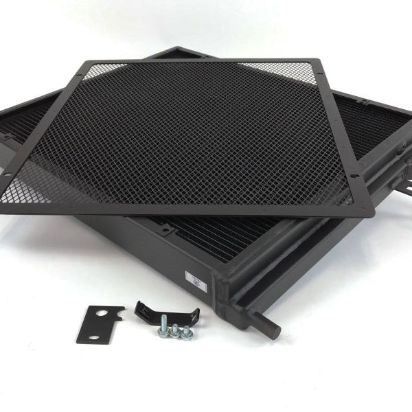 CSF 8131B - CSF8131B - CSF BMW B58/B48 Front Mount Triple-Pass Heat Exchanger w/Rock Guard - Black - Shipped in Europe - Tuningsupply.com