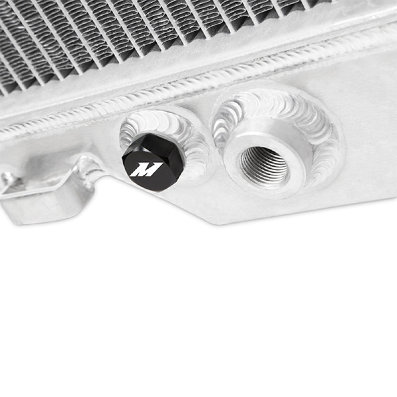Mishimoto MMRAD-F2D-60 - MISMMRAD-F2D-60 - Mishimoto 03-07 Ford F250 w/ 6.0L Powerstroke Engine Aluminum Radiator - Shipped in Europe - Tuningsupply.com