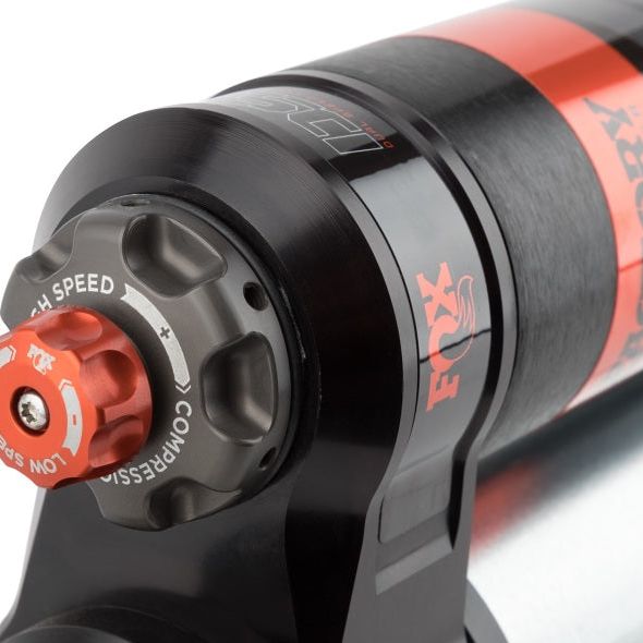 FOX 883-26-041 - FOX883-26-041 - Fox 17+ Ford SD 2.5 Factory Series Rear Shock Set w/DSC / 2-3.5in Lift - Shipped in Europe - Tuningsupply.com