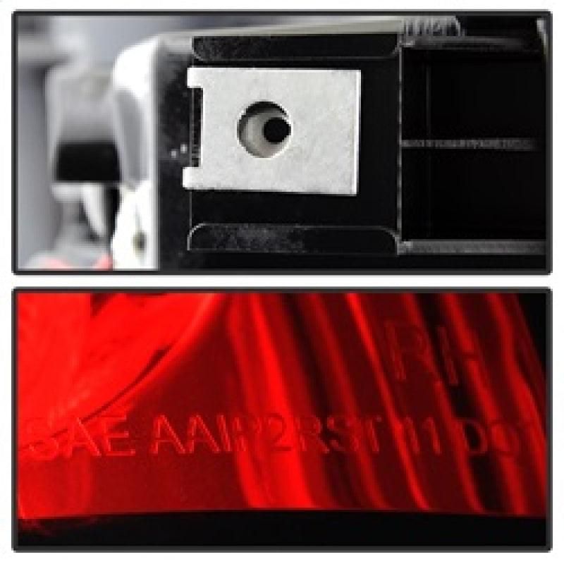 SPYDER 5001740 - SPY5001740 - Spyder Chevy Silverado 1500 03-06 (Not Fit Stepside)LED Tail Lights Red Clear ALT-YD-CS03-LED-RC - Shipped in Europe - Tuningsupply.com