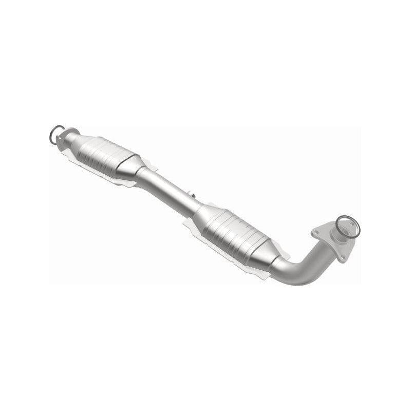 Magnaflow 49630 - MAG49630 - Magnaflow Conv DF 07-08 Toyota Tundra 5.7L P/S - Shipped in Europe - Tuningsupply.com