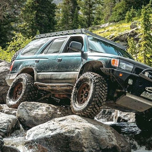 Magnaflow 19538 - MAG19538 - MagnaFlow 98-02 Toyota 4Runner Overland Series Cat Back Performance Exhaust - Shipped in Europe - Tuningsupply.com