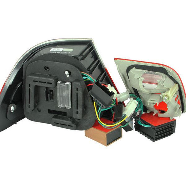 ANZO 321105 - ANZ321105 - ANZO 2000-2003 BMW 3 Series E46 LED Taillights Red/Clear - Shipped in Europe - Tuningsupply.com