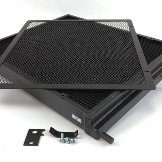 CSF 8075V - CSF8075V - CSF 2014+ BMW M3/M4 (F8X) Front Mount Heat Exchanger w/Rock Guard - Black - Shipped in Europe - Tuningsupply.com