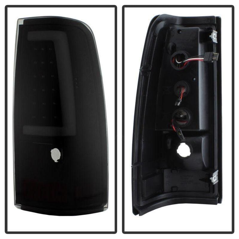 SPYDER 9038778 - SPY9038778 - xTune Chevy Silverado 1500/2500/3500 99-02 Version 3 Tail Lights Black Smoke ALT-ON-CS99V3-LBLED-BSM - Shipped in Europe - Tuningsupply.com