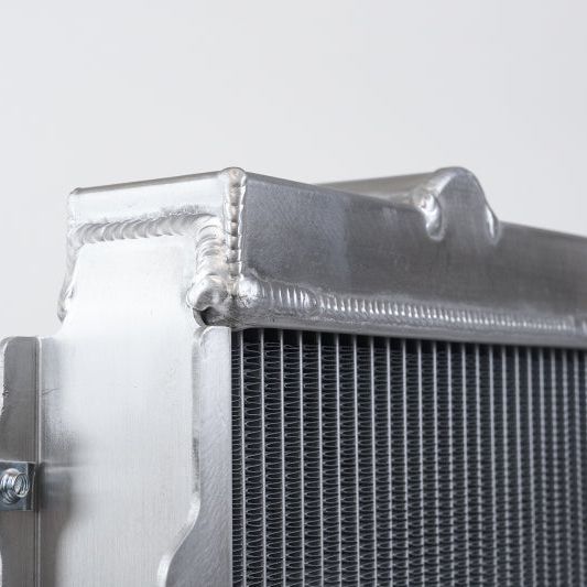 CSF 7212 - CSF7212 - CSF 95-04 Toyota Tacoma (2.7/3.4L) Heavy Duty All-Aluminum Radiator - Shipped in Europe - Tuningsupply.com