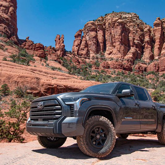 ICON 58671 - ICO58671 - ICON 22+ Toyota Tundra 2.5 EXP Front Coilover Shock - Shipped in Europe - Tuningsupply.com