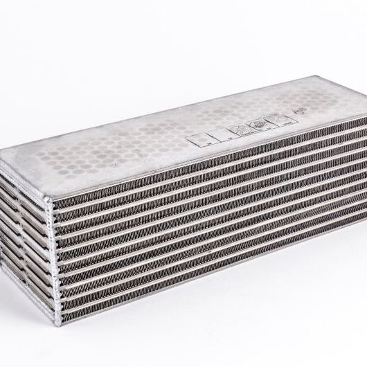 Garrett 717874-6008 - GRT717874-6008 - Garrett H2O / Air CAC (3.80in x 3.80in x 11.70in) - 750 HP - Shipped in Europe - Tuningsupply.com