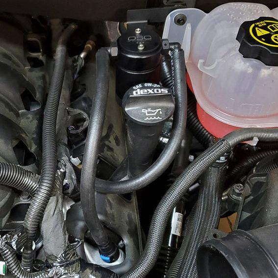 J&L 3086D-B - JLT3086D-B - J&L 19-26 Chevrolet Silverado/GMC Sierra 1500 5.3L V8 Driver Side Oil Separator 3.0 - Black Anod - Shipped in Europe - Tuningsupply.com