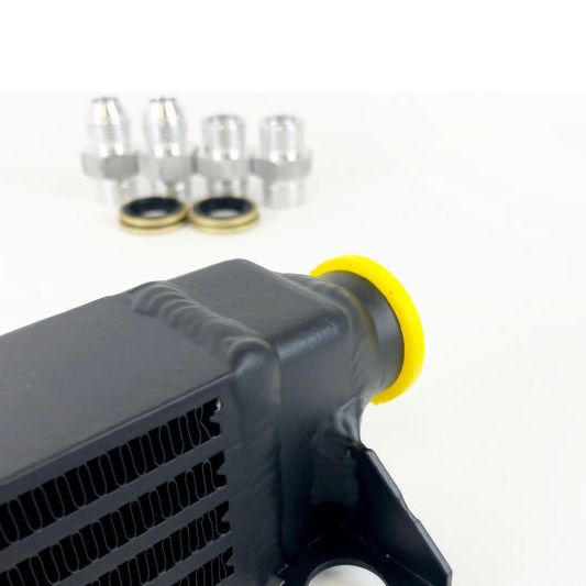 CSF 8092 - CSF8092 - CSF 82-94 BMW 3 Series (E30) High Performance Oil Cooler w/-10AN Male & OEM Fittings - Shipped in Europe - Tuningsupply.com