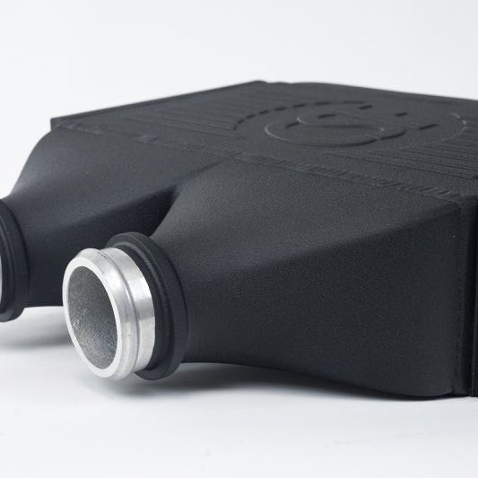 CSF 8082 - CSF8082 - CSF 2014+ BMW M3/M4 (F8X) Top Mount Charge-Air-Cooler - Crinkle Black - Shipped in Europe - Tuningsupply.com