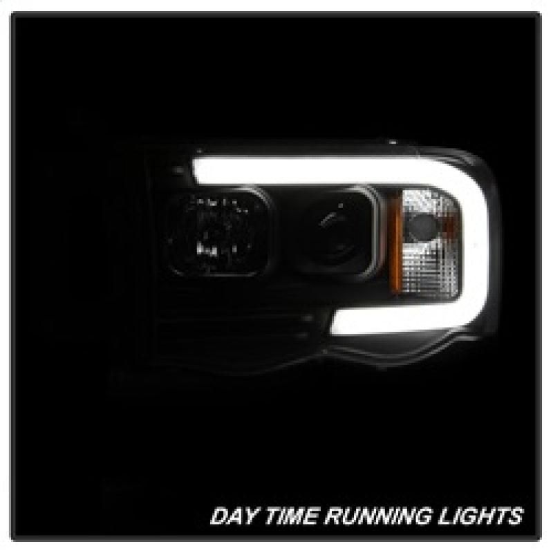 SPYDER 5084606 - SPY5084606 - Spyder 02-05 Dodge Ram 1500 Light Bar Projector Headlights - Black (PRO-YD-DR02V2-LB-BK) - Shipped in Europe - Tuningsupply.com