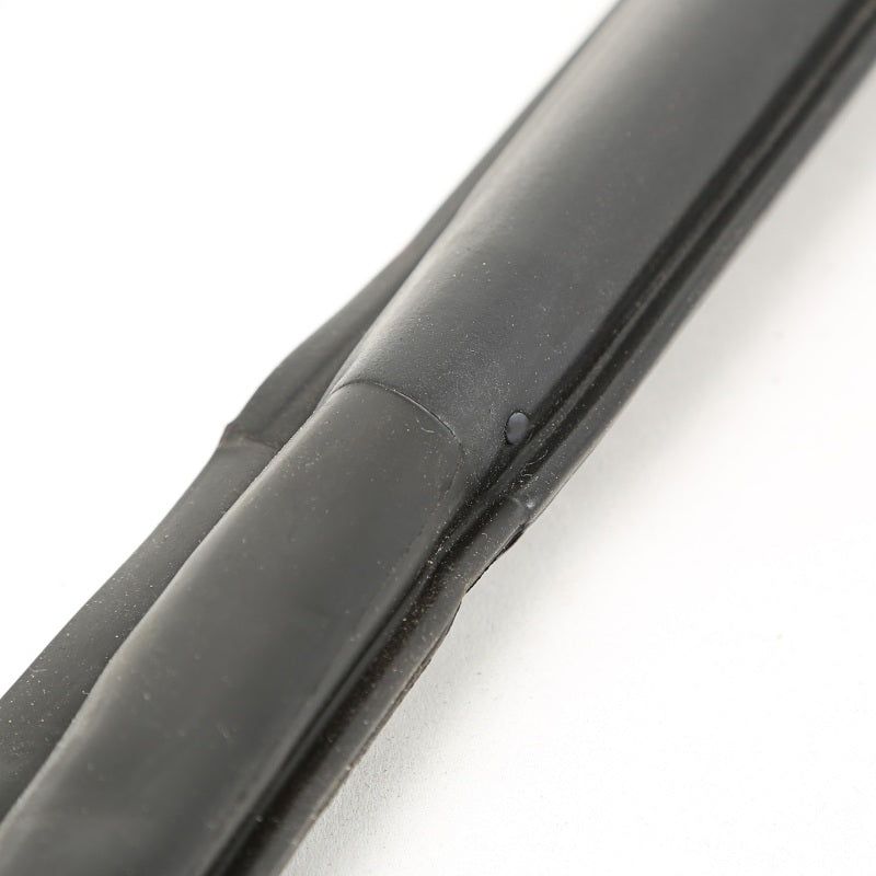 OMIX 12303.21 - OMI12303.21 - Omix Front Full Door Seal RH 07-18 Jeep Wrangler - Shipped in Europe - Tuningsupply.com