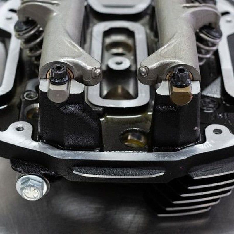 S&S Cycle 900-1013 - SSC900-1013 - S&S Cycle 2017+ M8 Models Heavy Duty Stud Kit For Rocker Arms - Shipped in Europe - Tuningsupply.com