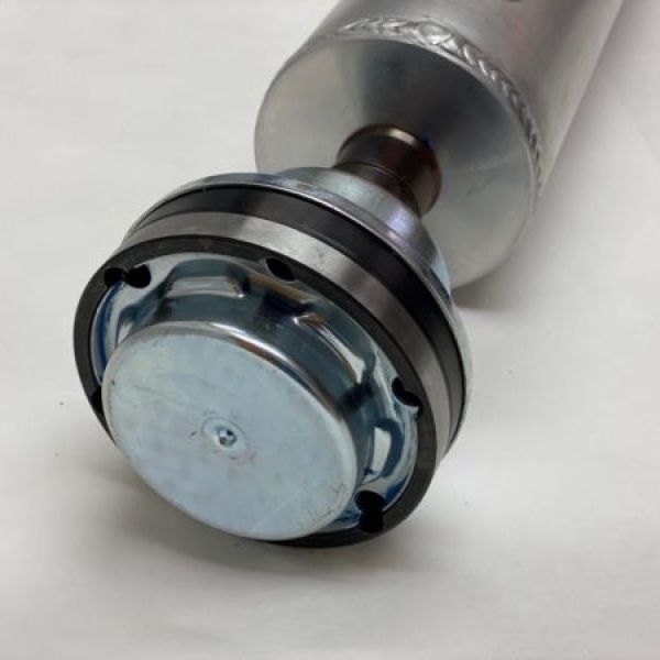 Driveshaft Shop 610250 - DSS610250 - DSS Dodge 2015+ Challenger Hellcat Automatic 4in Alum 1-Piece Shaft CHSH36-A - Shipped in Europe - Tuningsupply.com