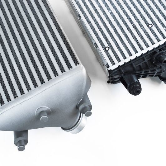 CSF 8112 - CSF8112 - CSF Porsche 911 Turbo (991)/Turbo S (991.1/991.2) Twin Intercooler Set - Shipped in Europe - Tuningsupply.com