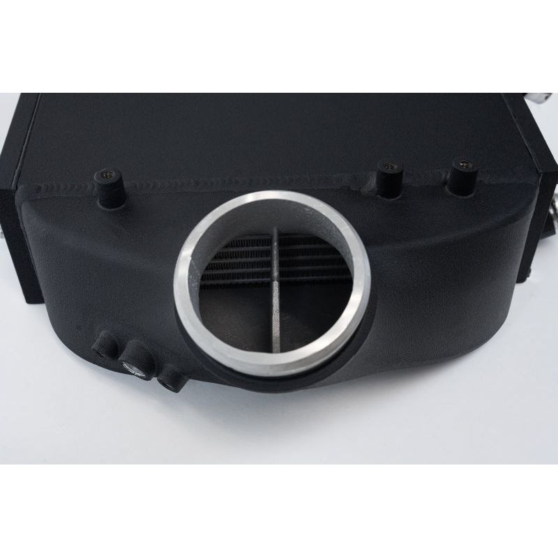 CSF 8082 - CSF8082 - CSF 2014+ BMW M3/M4 (F8X) Top Mount Charge-Air-Cooler - Crinkle Black - Shipped in Europe - Tuningsupply.com