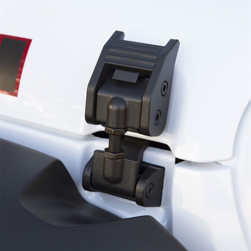 Rugged Ridge 11210.27 - RUG11210.27 - Rugged Ridge 2018-20 Jeep Wrangler JL / 2020 Jeep Gladiator Textured Black Hood Catches - Shipped in Europe - Tuningsupply.com