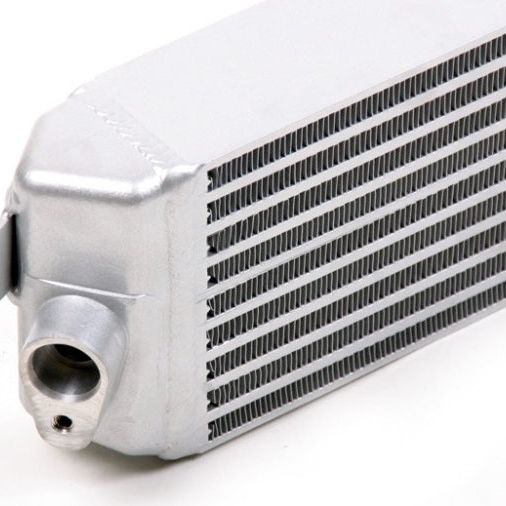 CSF 8025 - CSF8025 - CSF 07-13 BMW M3 (E9X) Race-Spec Oil Cooler - Shipped in Europe - Tuningsupply.com