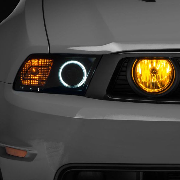 Raxiom 49135 - RAX49135 - Raxiom 05-12 Ford Mustang GT Fog Lights Yellow - Shipped in Europe - Tuningsupply.com