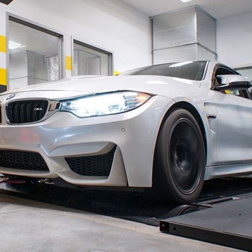 Magnaflow 16502 - MAG16502 - MagnaFlow SYS C/B 08 Volkswagen R32 Sport - Shipped in Europe - Tuningsupply.com