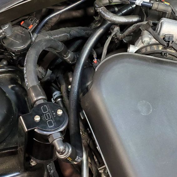 J&L 3068P-B - JLT3068P-B - J&L 11-23 3.6L V6 Dodge Charger/Challenger/Chrysler 300C Oil Separator 3.0 - Black Anodized - Shipped in Europe - Tuningsupply.com